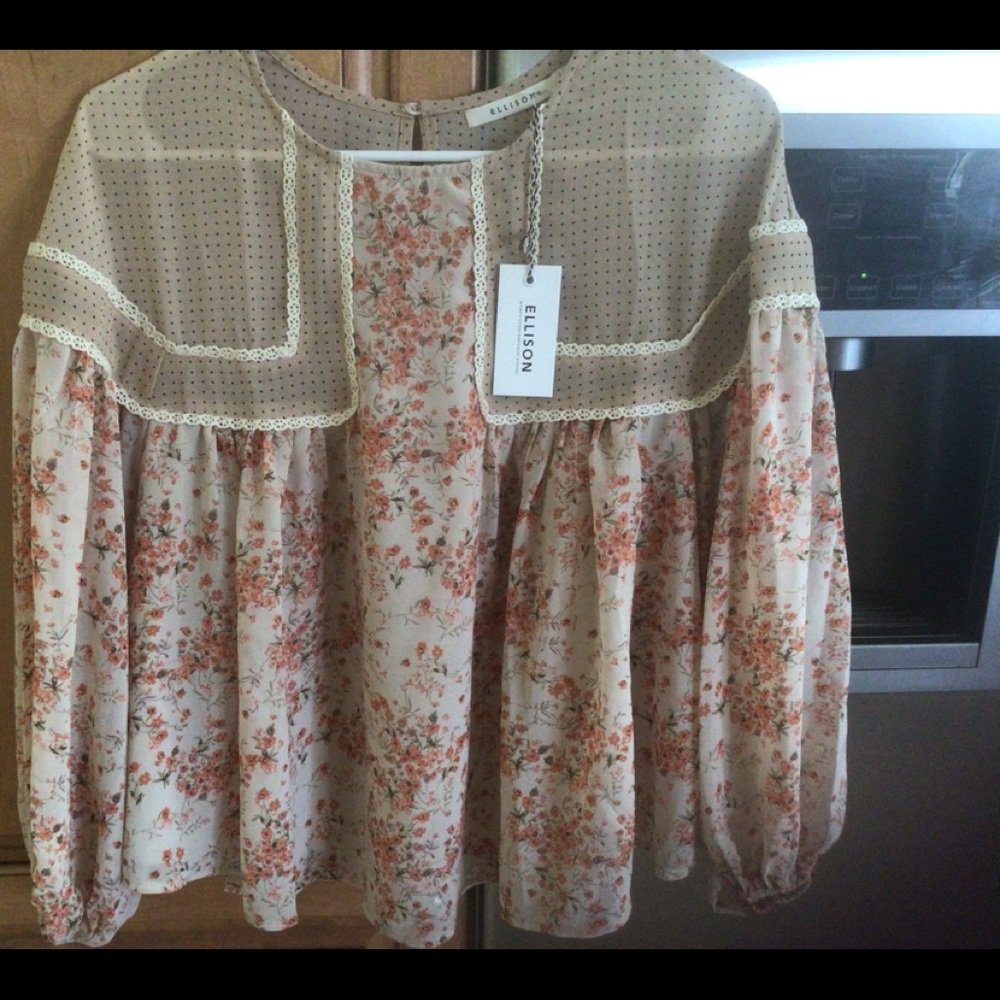 Boho Top - Picture 2 of 4
